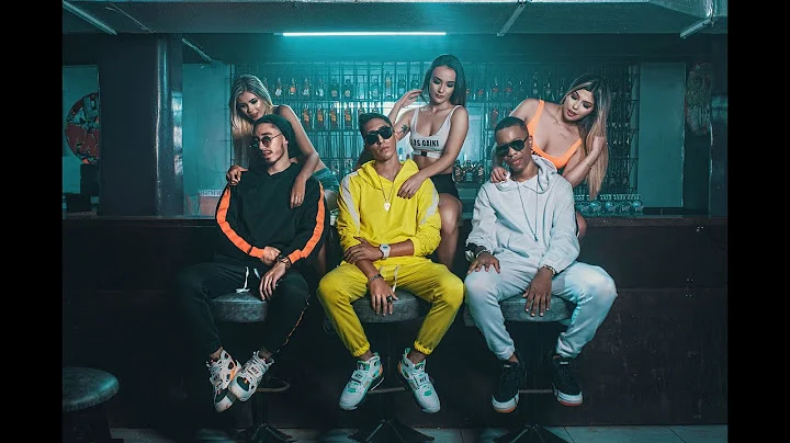 Fotograma del video oficial: Tentación